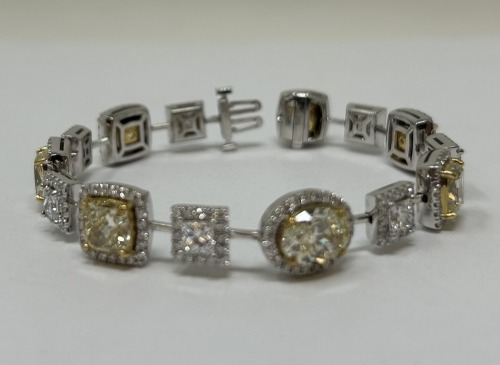 18K Gold & Diamond Bracelet (Dayton, NJ)