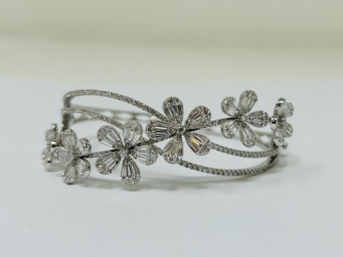 18K Gold Msaic & Diamond Bracelet (Dayton, NJ)