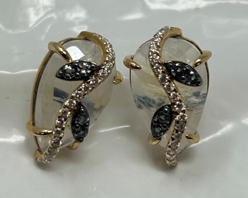 (1) 18K Gold Ring & (1) 18K Gold Earring (Dayton, NJ)