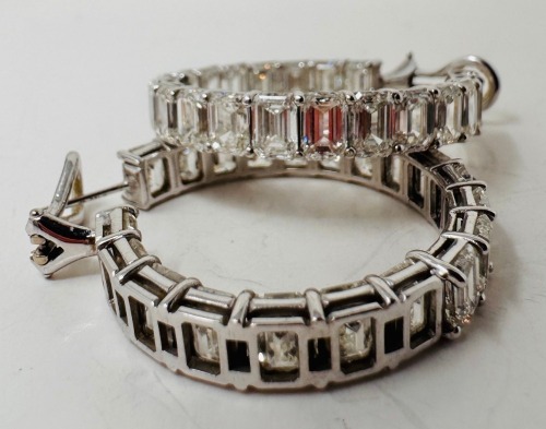18KY Gold & Diamond Hoop Earrings (Dayton, NJ)