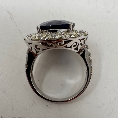18KW Gold, Sapphire & Diamnd Ring (Dayton, NJ)