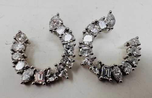 18KW Gold Earrings (Dayton, NJ)