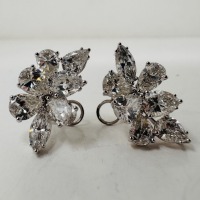18KW Gold & Diamond Earrings (Dayton, NJ)