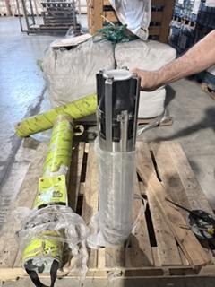 Water Filled Submersible Pump Set/Rubber Sealant (Challenge Warehousing/Dania Beach, FL)