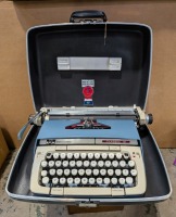 SCM Smith-Corona Classic 12 Typewriter