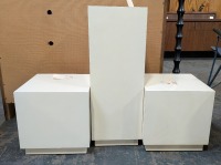 (3) Display Pedestals