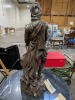Table & Statue - 3