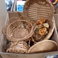 (6) Ctns of Household Items & Clothes