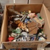 (7) Ctns of Household Items - 9