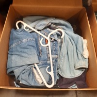 (5) Ctns of Clothes