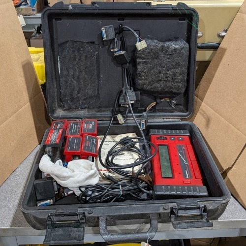 Snap-On Scanner w/ Case
