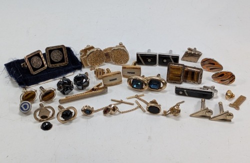 Cufflinks