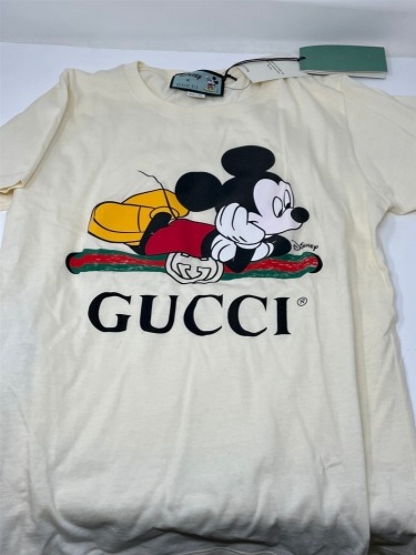 Gucci X Disney Mickey Mouse T-Shirt (Dayton, NJ)