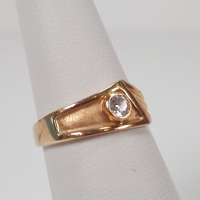 18K Gold and Diamond Ring
