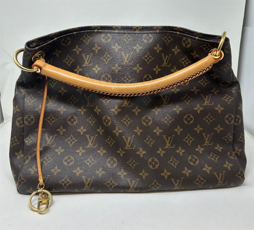 Louis Vuitton Shoulder Bag