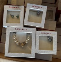 Imitation Jewelry (Guaynabo, PR)