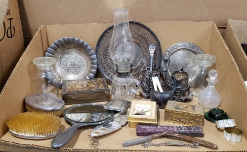(1) Vintage Collectibles
