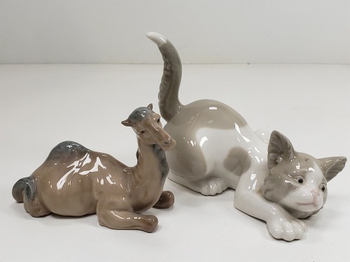 (2) LLADRO Figurines