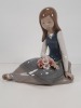 LLADRO Figurine Women/Girl w/ Flowers - 6