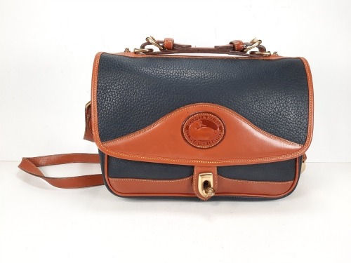 Dooney & Bourke Purse