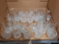 (1) Ctn Crystal/Glassware