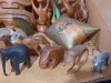 (1) Ctn Wood & Other Decor - 7