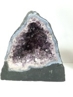 (2) Geodes