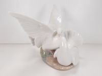 LLadro Porcelain Sculpture