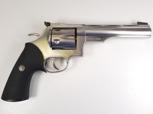 Dan Wesson Arms Revolver