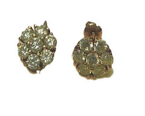 14K Gold Cast Diamond Earrings (Laredo, TX)
