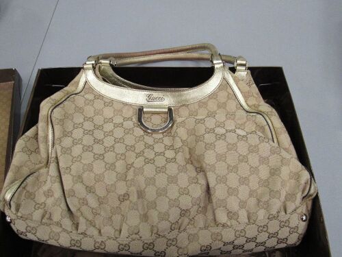 Gucci Canvas Purse (Laredo, TX)