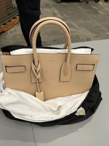 Yves Saint Laurent Leather Handbag (Laredo, TX)