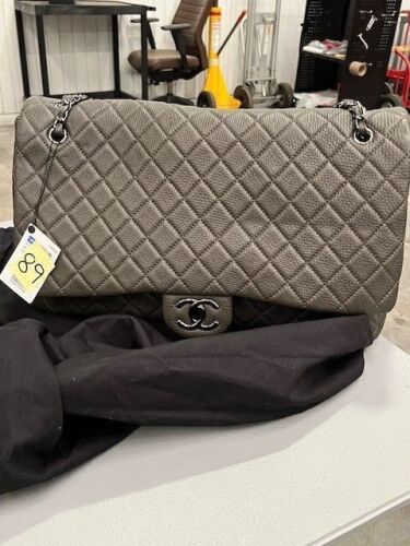 Chanel Leather Flap Bag (Laredo, TX)