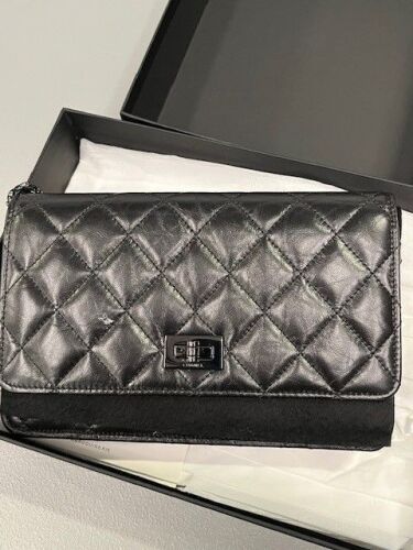 Chanel Leather Wallet on Chain (Laredo, TX)