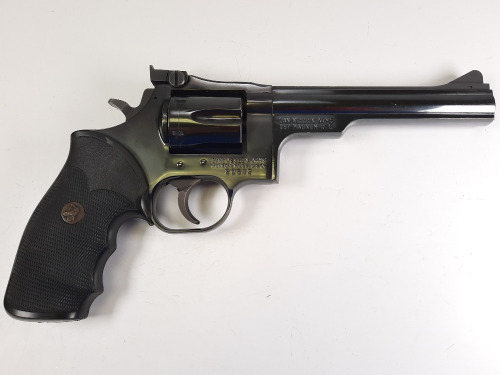 Dan Wesson Arms Revolver