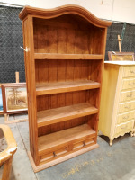 Bookshelf