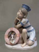 "Llardo" Figurine