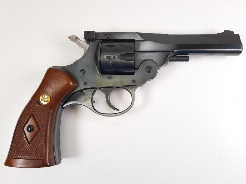 Harrington and Richardson 926 Revolver