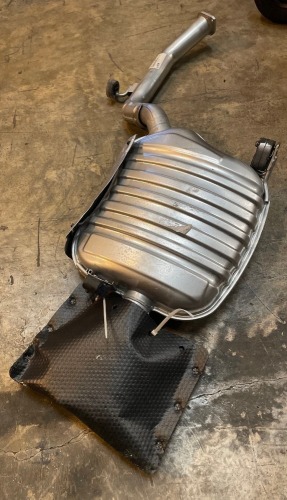 Exhaust Rear Muffler (Jose G Flores/Guaynabo, PR)