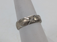 14K White Gold Band