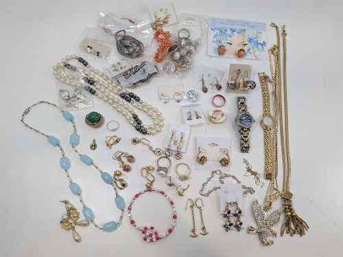 Costume Jewelry & Watches