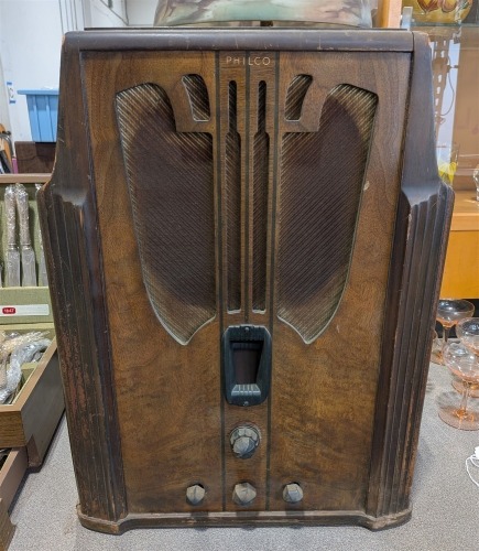Philico Tombstone Radio
