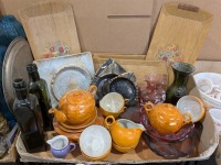Ash Trays, Tea Cups, & Other Assorted Collectibles