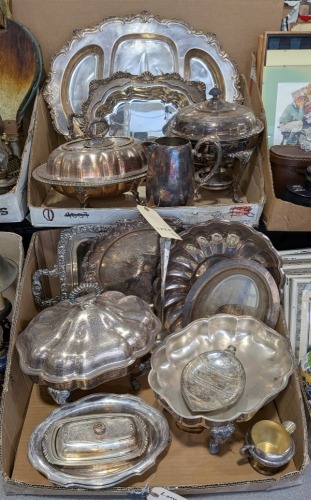 (2) Ctns Serving Dishes & Trays