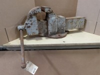 Bench Vice