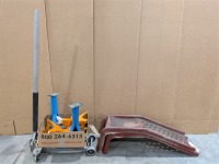 Hydraulic Floor Jack, Stands & Car Ramps