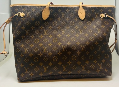 Louis Vuitton Neverfull Bag (Dayton, NJ)