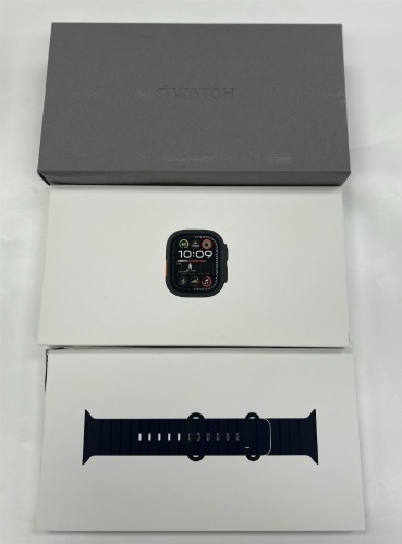 Apple iPads, Watch (Dayton, NJ)
