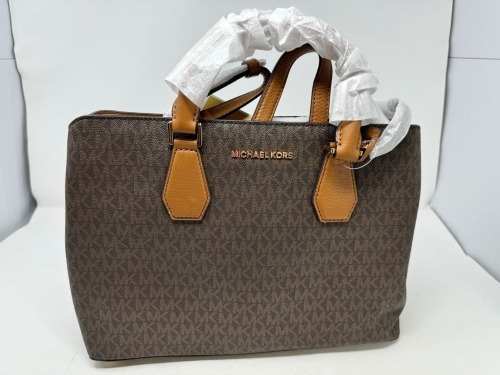 Michael Kors Satchel, Tote Bag & Backpack (Laredo, TX)