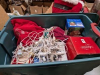 (5) Ctns Holiday Decor